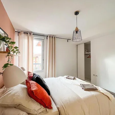 Confortable T2 Pour 4 Voyageurs, Parking Prive Et Terrasse Toulouse Exterior photo