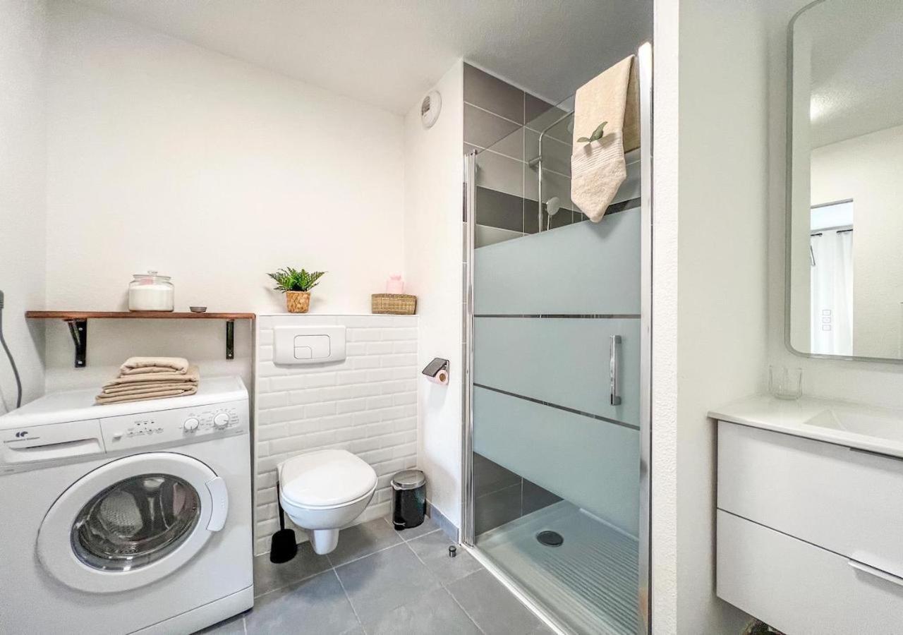 Appartement Confortable T2 Pour 4 Voyageurs, Parking Prive Et Terrasse Toulouse